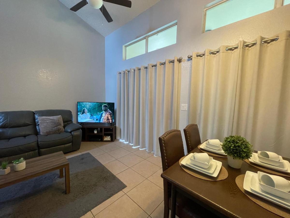 Home, Orlando Hébergement de vacances Kissimmee